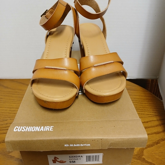 Cushionaire Shoes - CUSHIONAIRE Women's Honey Brown Platform Sandals